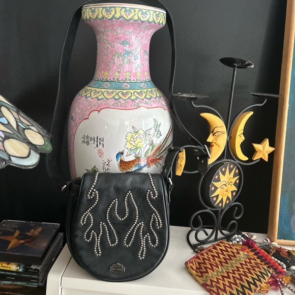 Vintage Harley-Davidson Mini Black Crossbody Bag with Silver Accents 8"x7"x1.5" - Picture 8 of 16